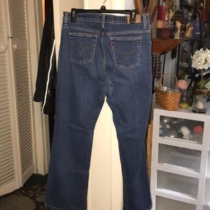 Levi’s 550’s woman’s size 12.